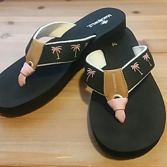 margaritaville breezy palm tree flip flops